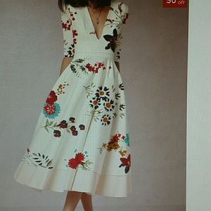 V-neck Printed Skater skirt dress